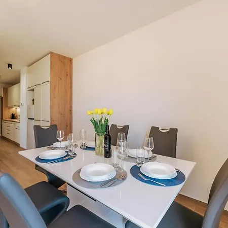 Visit Baltic Lakowa 20 Daire *